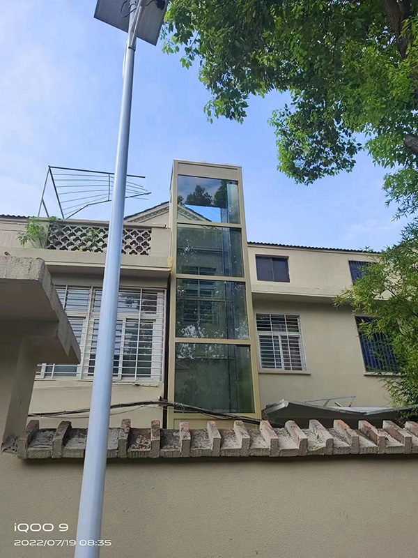 家用電梯