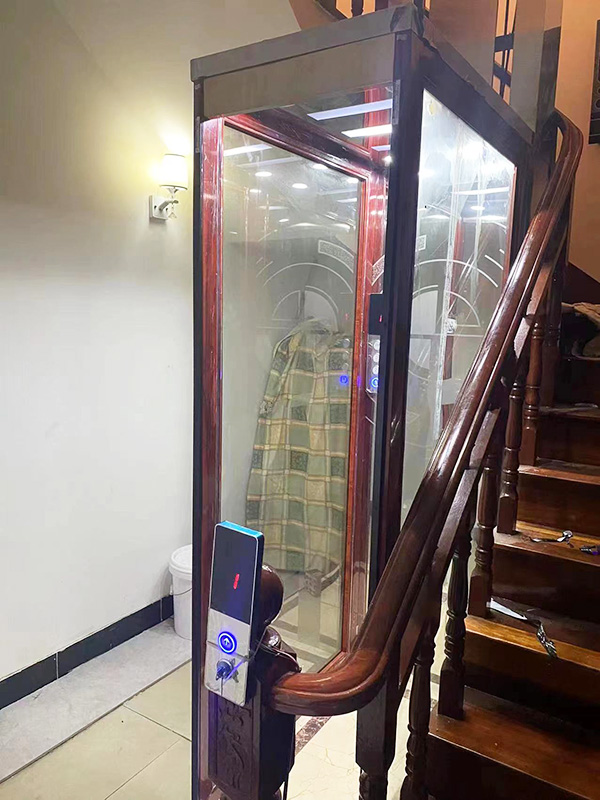 家用電梯